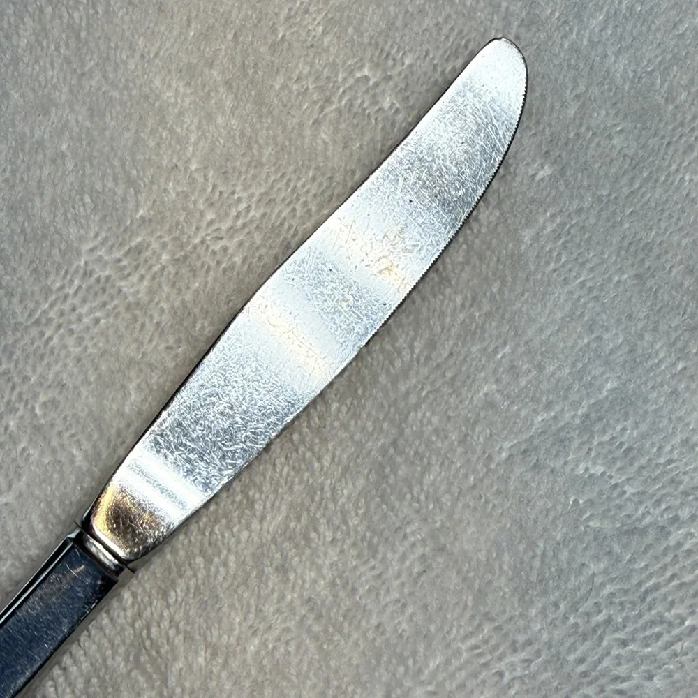 Stainless Steel Star-Accent Butter Knife - Silver
